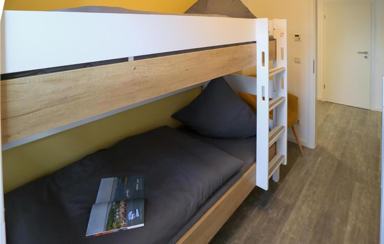 2 Bedroom Cozy Apartment In Rechlin Exterior foto