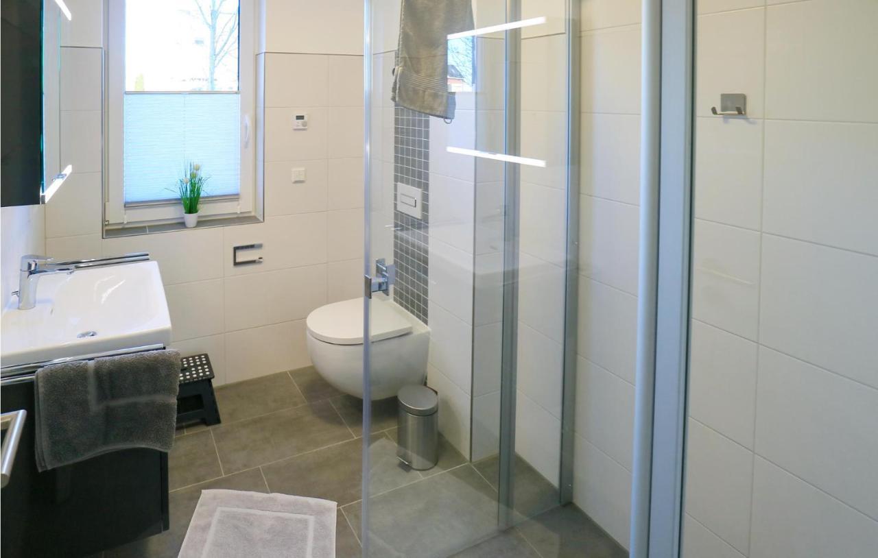 2 Bedroom Cozy Apartment In Rechlin Exterior foto